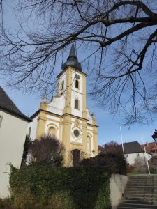Stadtpfarrkirche Maria Himmelfahrt in Hollfeld